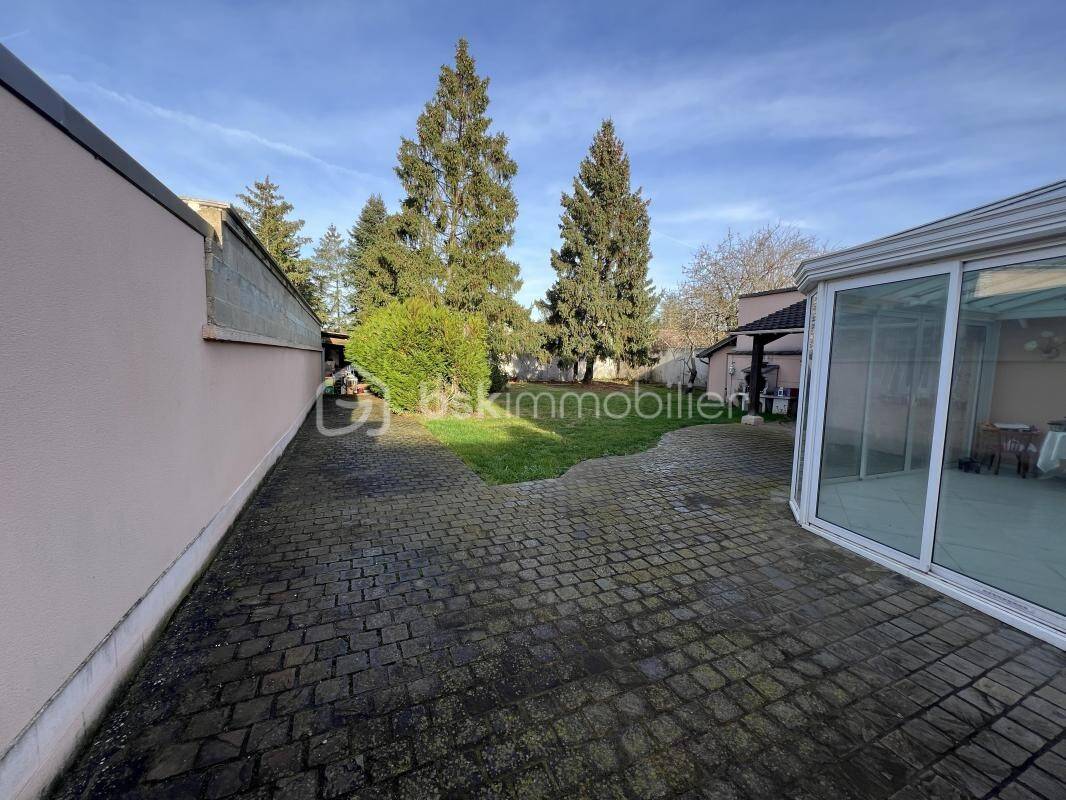 Maison à vendre, 122m², HOUDAN