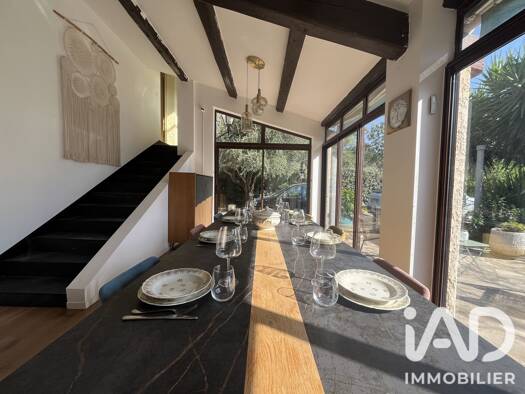 Maison à vendre 450 000 € 5 pièces 3 chambres 143 m² 558 m² de terrain Lery La Seyne-sur-Mer 83500
