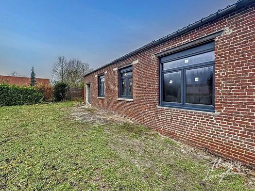 Maison à vendre 149 000 € 1 pièce 1 chambre 166 m² 388 m² de terrain Templeuve-en-Pévèle 59242