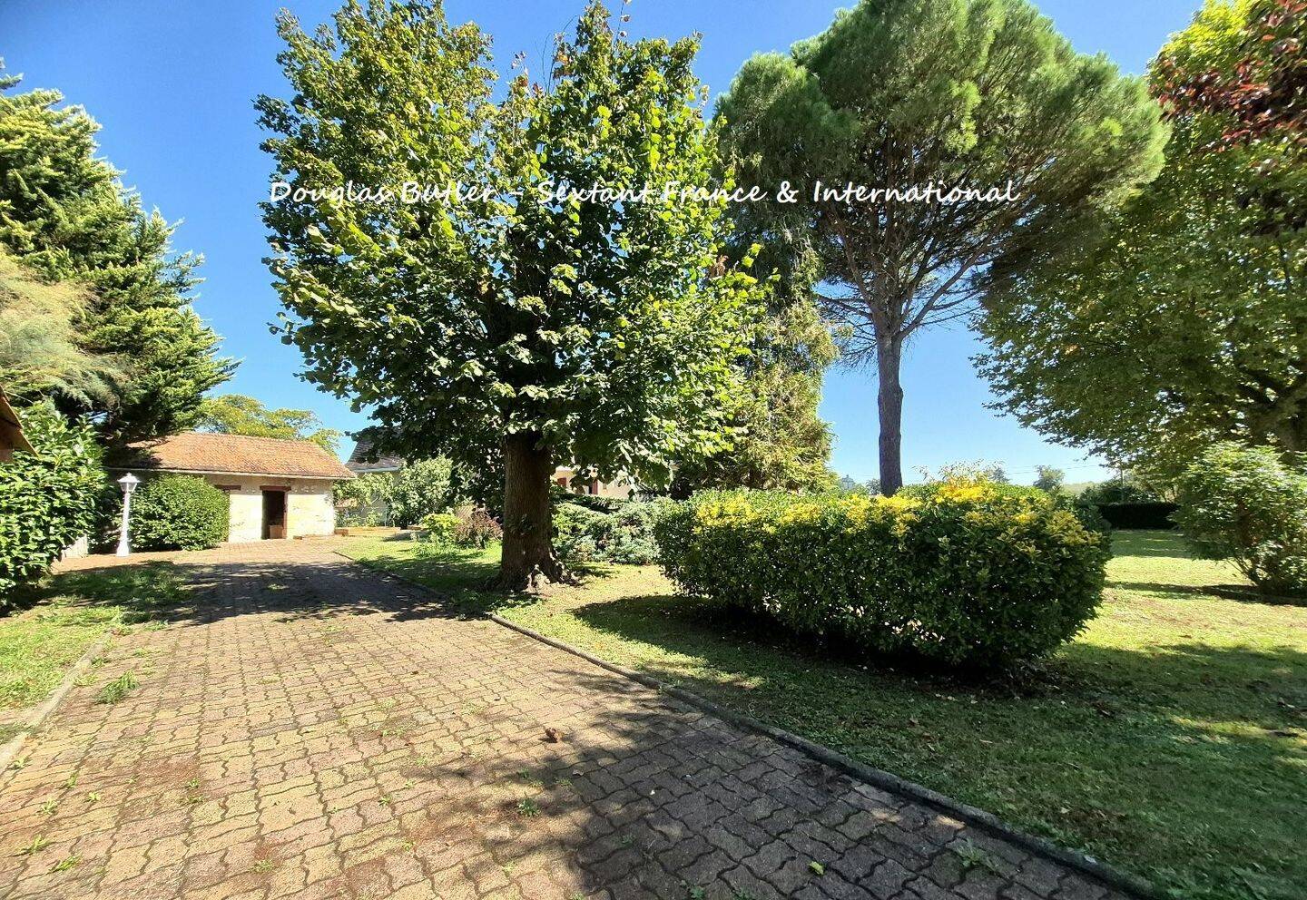 Maison à vendre, 483m², SAINTE FOY LA GRANDE