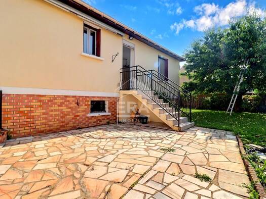 Maison de plain-pied à vendre 415 000 € 4 pièces 3 chambres 100 m² 448 m² de terrain Bas Domont Domont 95330