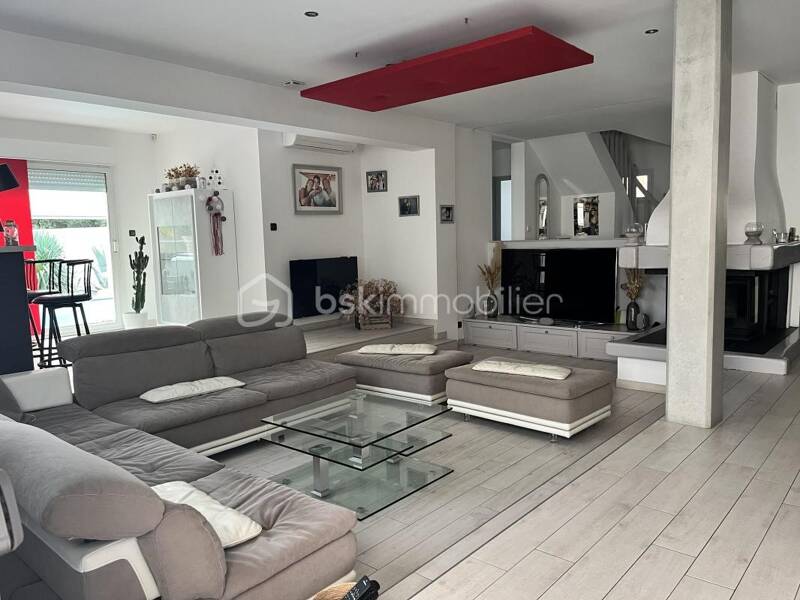 Maison à vendre, 210m², SOULAC SUR MER
