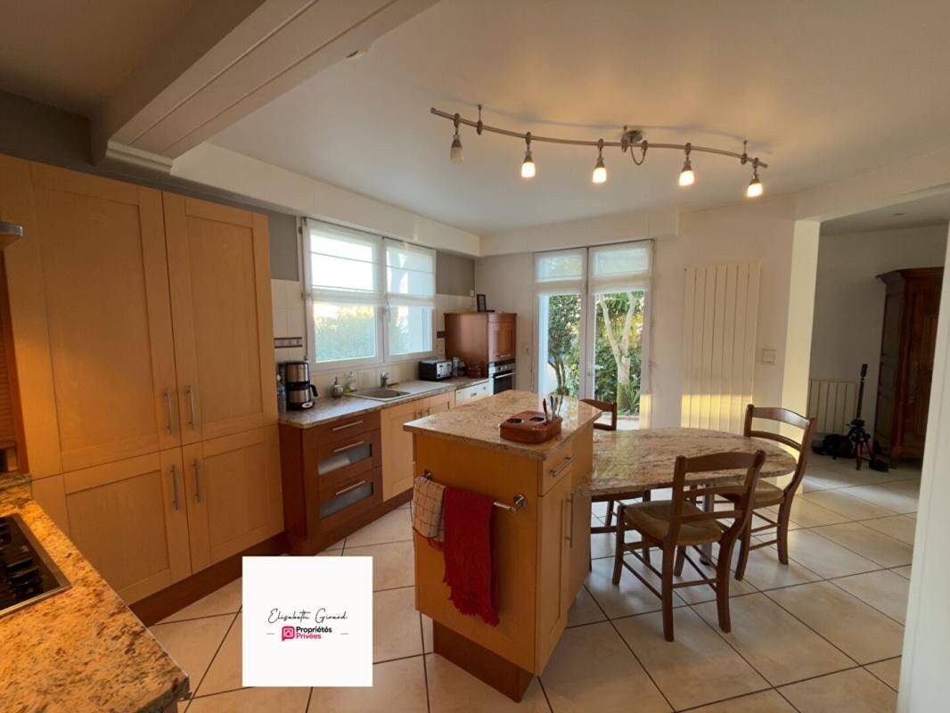 Maison à vendre, 205m², CHALLANS