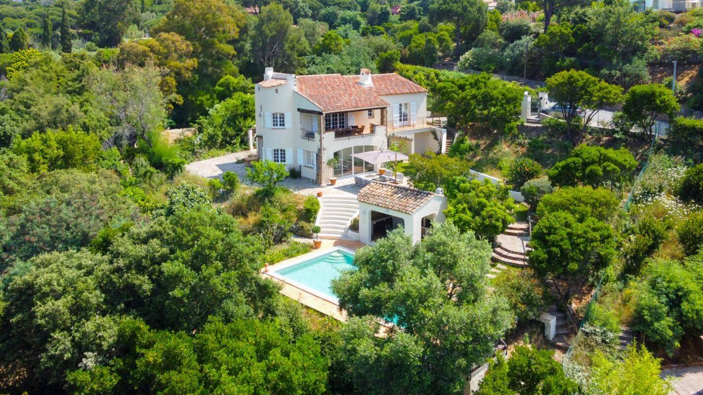 Maison à vendre, 225m², LA CROIX VALMER