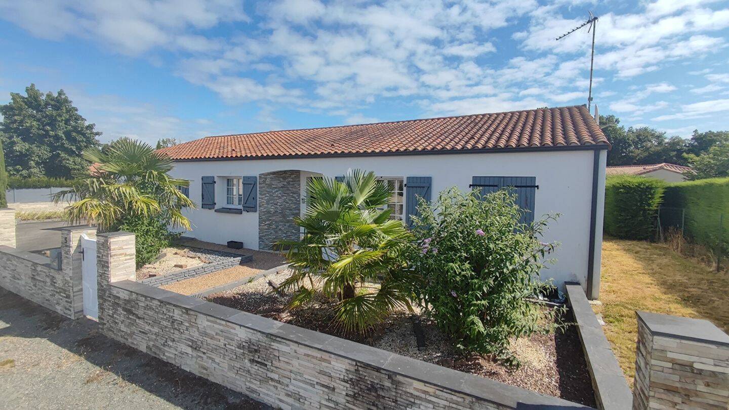 Maison à vendre, 181m², LA GENETOUZE