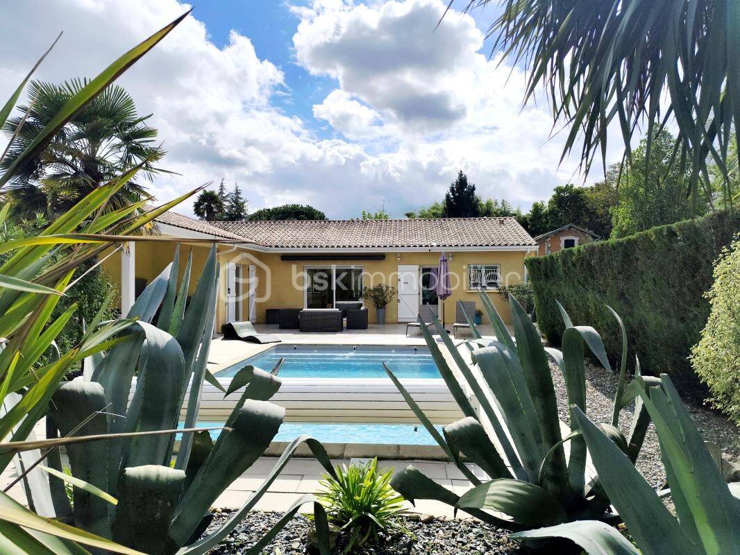 Maison à vendre, 165m², FARGUES SAINT HILAIRE