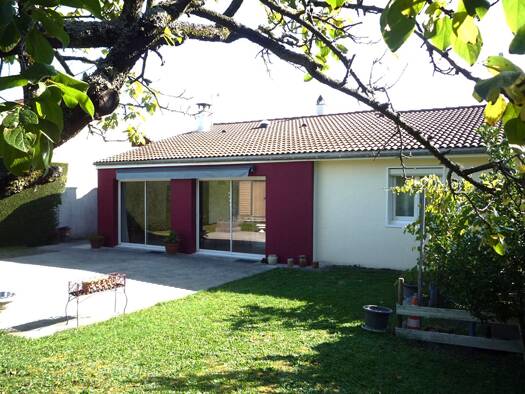 Maison de plain-pied à vendre 351 000 € 6 pièces 3 chambres 110 m² 598 m² de terrain Zone Val d'Allier Cournon-d'Auvergne 63800