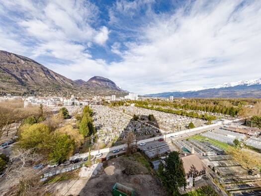 Appartement à vendre 105 000 € 1 pièce 32 m² 9ème étage Antiquaire - Notre Dame  Grenoble 38000