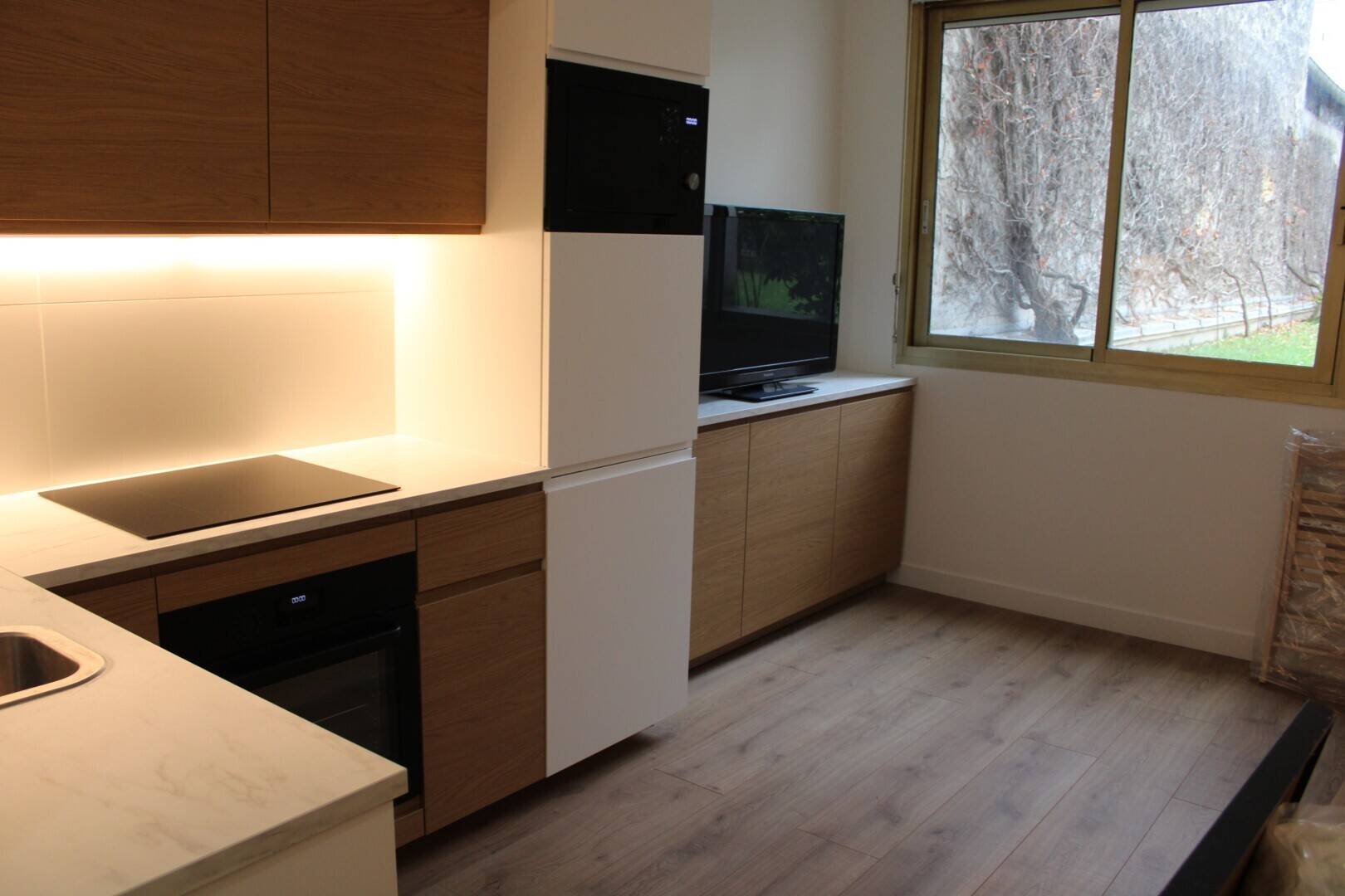 Maison à louer, 18m², LEVALLOIS PERRET