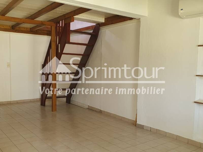 Maison à louer, 67m², BASSE TERRE