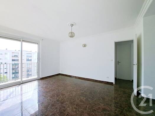 Appartement à vendre 199 000 € 4 pièces 2 chambres 64,76 m² 6ème étage Créteil 94000
