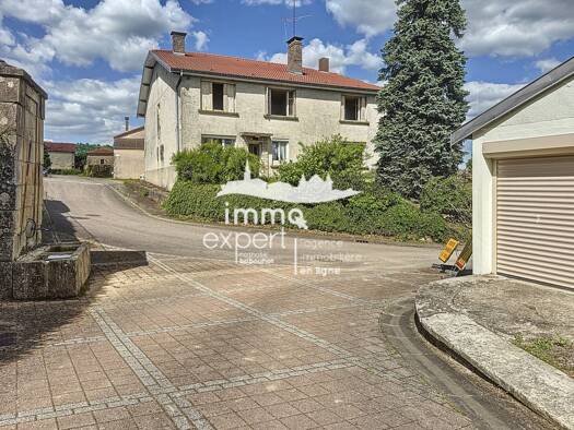 Maison à vendre 98 000 € 5 pièces 4 chambres 138 m² 757 m² de terrain Dommartin-sur-Vraine 88170