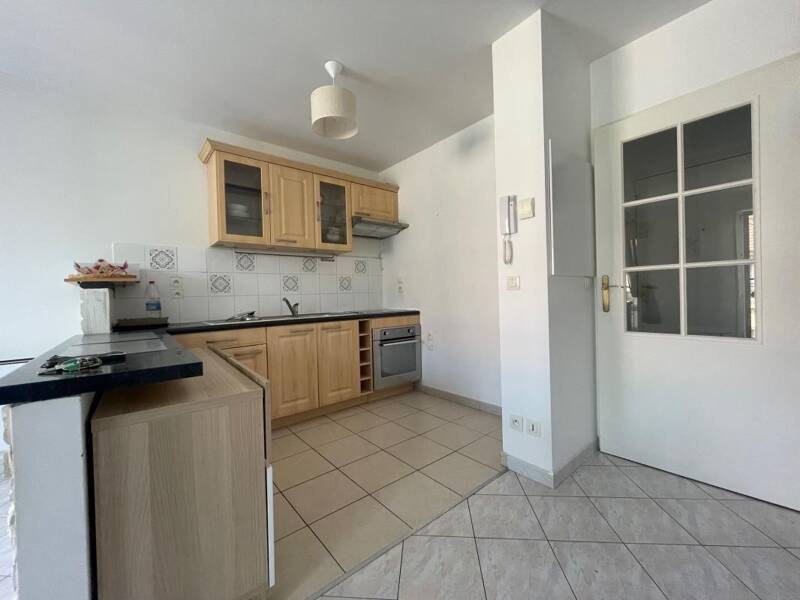 Maison à louer, 44m², BUSSY SAINT GEORGES