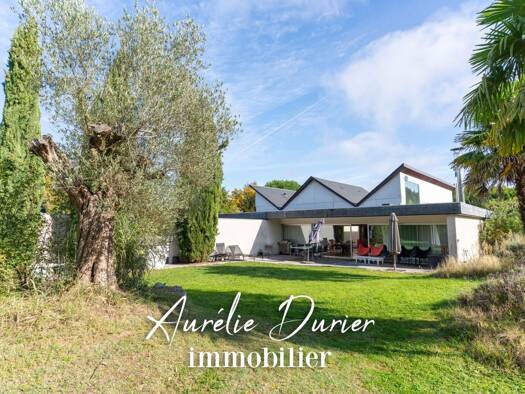 Maison de plain-pied à vendre 998 400 € 5 pièces 4 chambres 250 m² 5 250 m² de terrain Fondettes 37230