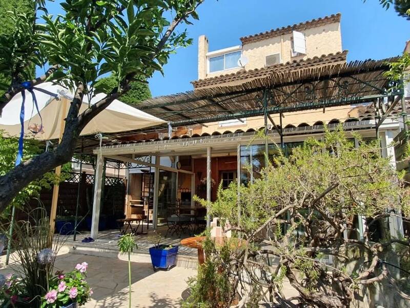Maison à vendre, 94m², MOUGINS