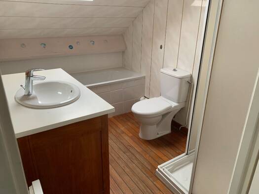 Duplex à vendre 219 900 € 4 pièces 2 chambres 72 m² 1er étage Centre Sautron 44880