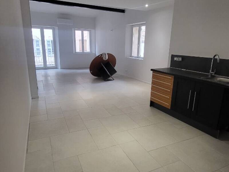 Maison à louer, 89m², CARCES