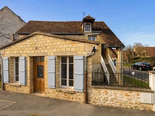 Local commercial à vendre 402 000 € 160 m² de surface de vente Neuville-sur-Oise 95000