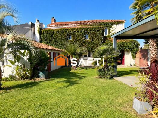 Maison à vendre 700 000 € 6 pièces 5 chambres 173 m² 450 m² de terrain Avenue Mitterand Est Les Sables-d'Olonne 85340