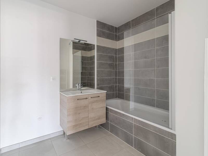 Maison à louer, 65m², MARSEILLE 13E