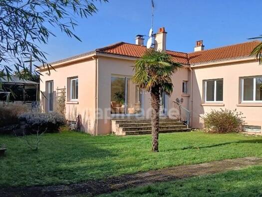 Maison à vendre 610 000 € 6 pièces 4 chambres 162 m² 1 650 m² de terrain Houssais Rezé 44400