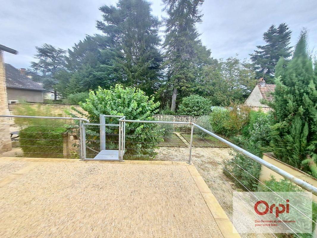 Maison à vendre, 130m², MONTIGNAC