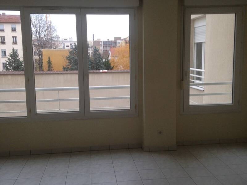 Maison à louer, 29m², LYON 8E