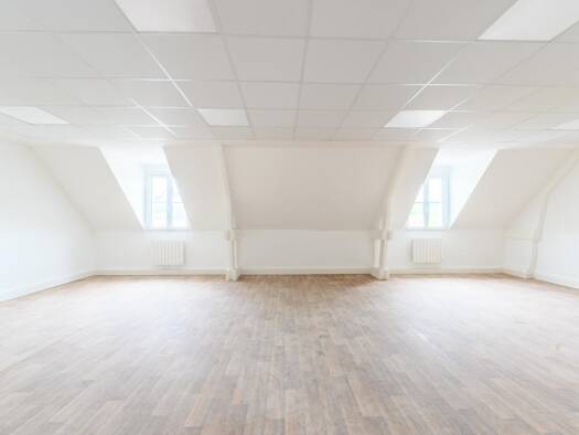 Local commercial à vendre 183 500 € 91 m² de surface de vente Est Sud Ouest La Ferté-sous-Jouarre 77260