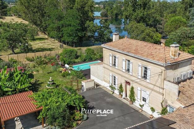 Maison à vendre 720 000 € 7 pièces 4 chambres 270 m² 1 800 m² de terrain Izon 33450