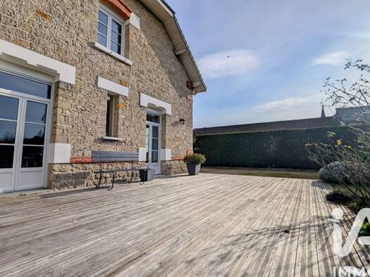 Maison à vendre 386 000 € 6 pièces 4 chambres 165 m² 1 401 m² de terrain Villeneuve-sur-Aisne 02190