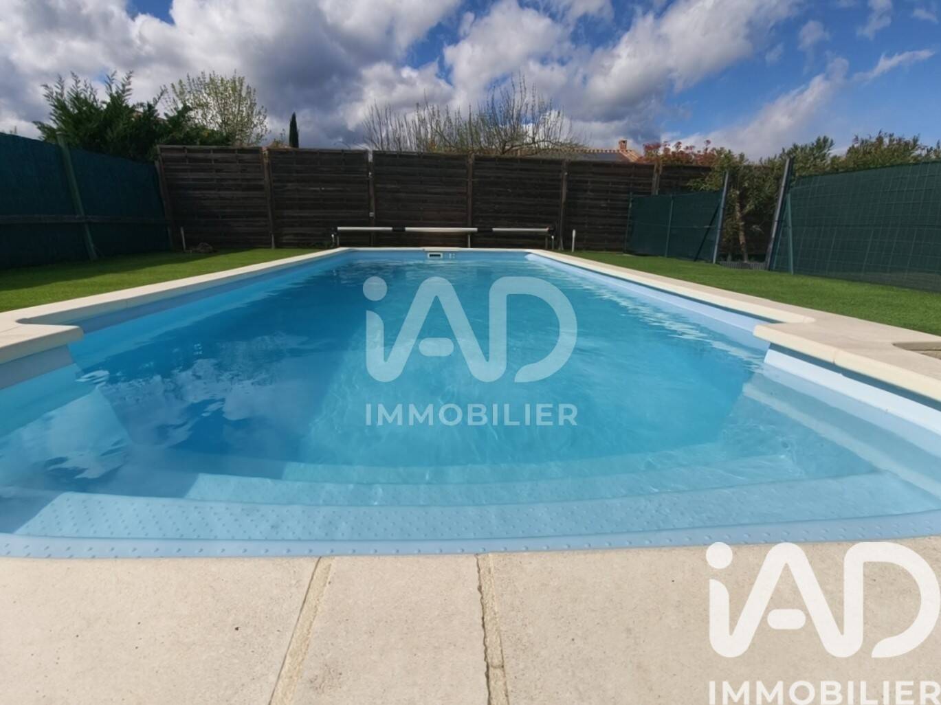 Maison à vendre, 99m², SAINT JULIEN LES ROSIERS