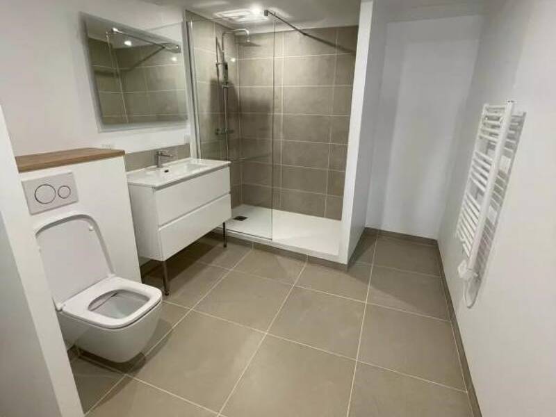 Maison à louer, 85m², CUGES LES PINS