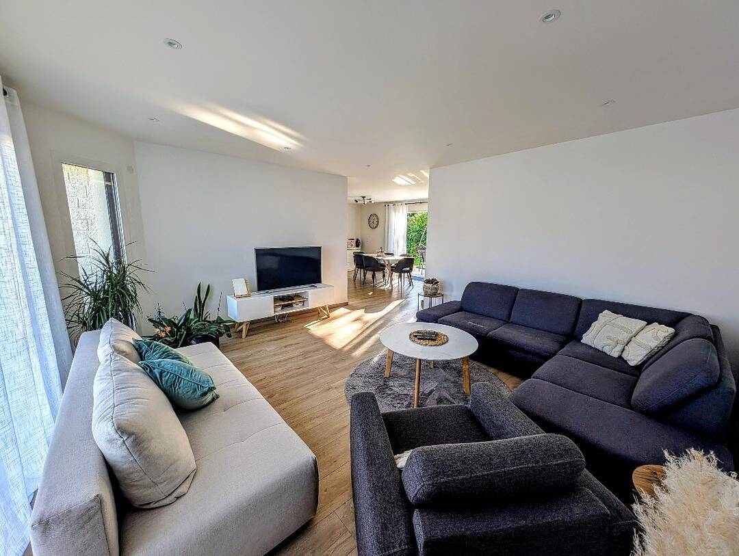 Maison à vendre, 138m², MONTAMISE