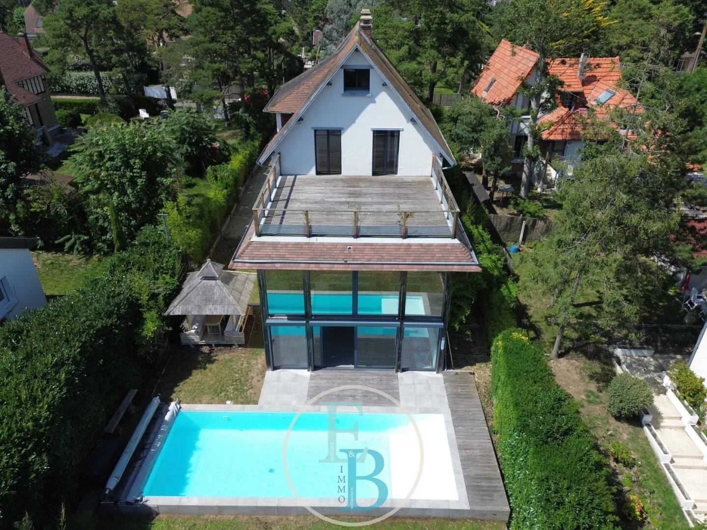 Maison à vendre, 217m², MERVILLE FRANCEVILLE PLAGE