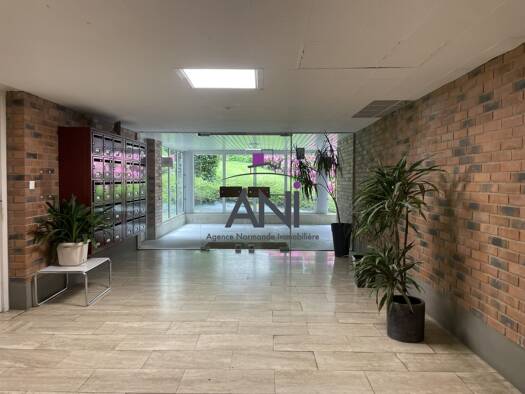 Appartement à vendre 189 000 € 3 pièces 2 chambres 80,3 m² Étage 3/5 Dieppe 76200