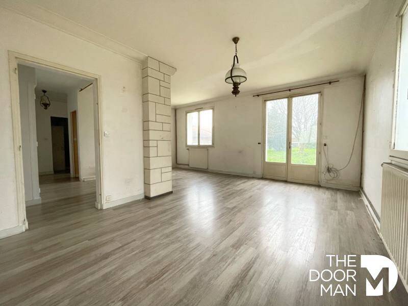 Maison à vendre, 126m², SAINT HILAIRE DE CHALEONS