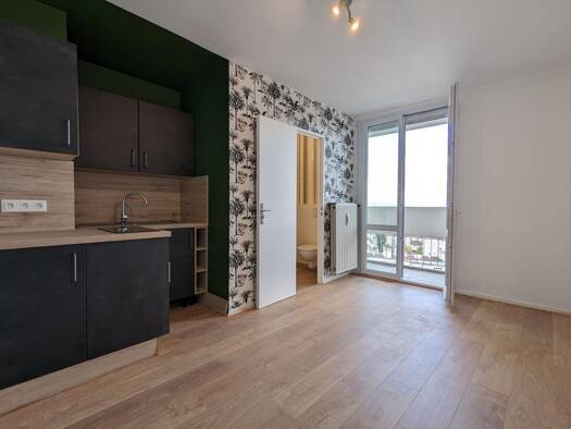Appartement à louer - logement étudiant 416 € 1 pièce 18,7 m² Colombiere Chalon-sur-Saône 71100
