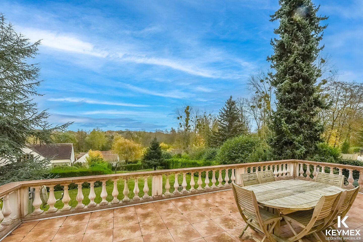 Maison à vendre, 175m², NESLES LA VALLEE
