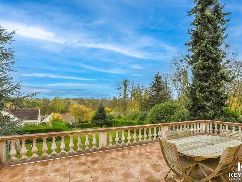 Maison à vendre, 175m², NESLES LA VALLEE