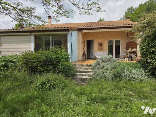 Maison à vendre 310 000 € 1 pièce 3 chambres 112 m² 1 914 m² de terrain Die 26150
