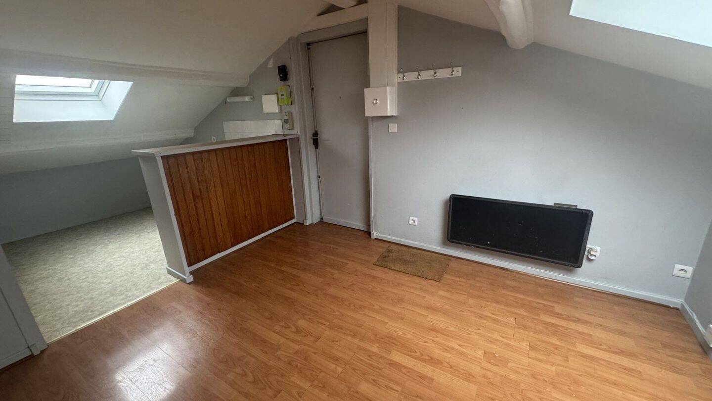Maison à louer, 32m², TASSIN LA DEMI LUNE