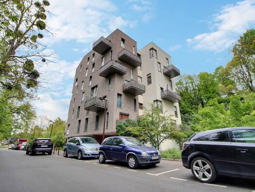 Appartement à louer 1 555 € 5 pièces 4 chambres 117 m² Étage 2/6 La Cilof Viry-Châtillon 91170