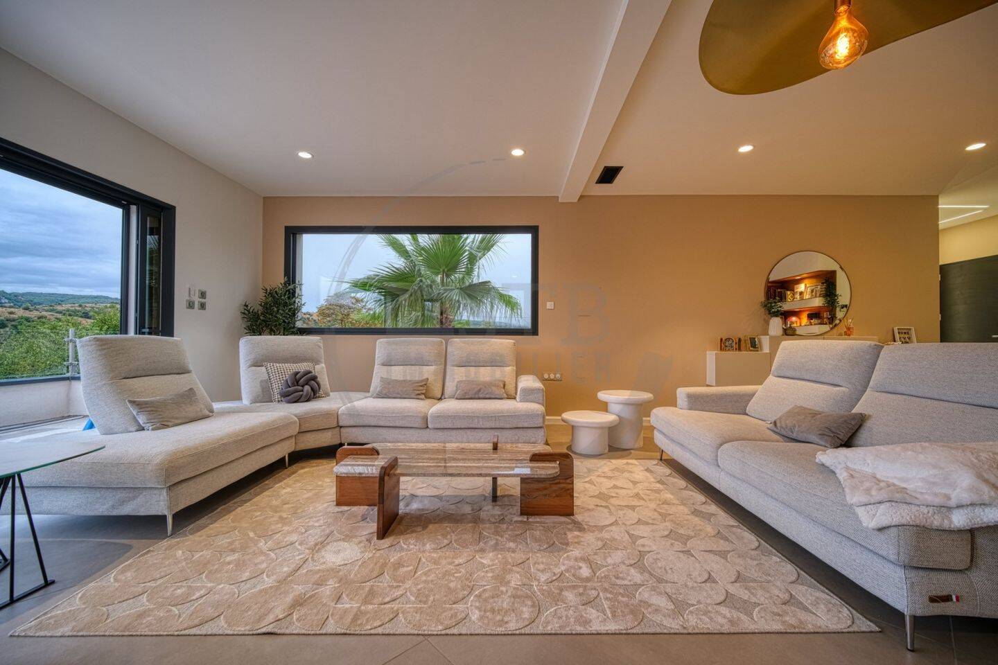 Maison à vendre, 284m², SAINT SYMPHORIEN SOUS CHOMERAC