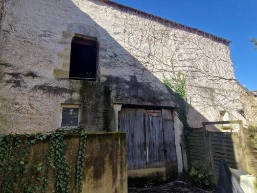 Maison à vendre 40 000 € 2 pièces 1 chambre Moret-Loing-et-Orvanne 77250