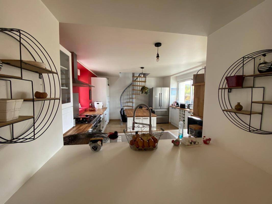 Maison à vendre, 150m², LANDUNVEZ