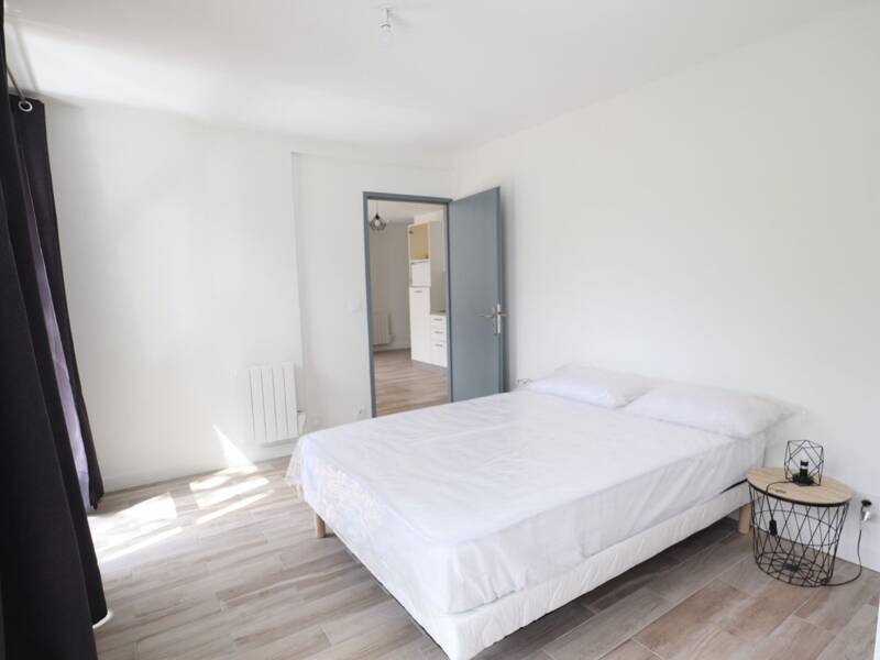 Maison à louer, 44m², LYON 8E