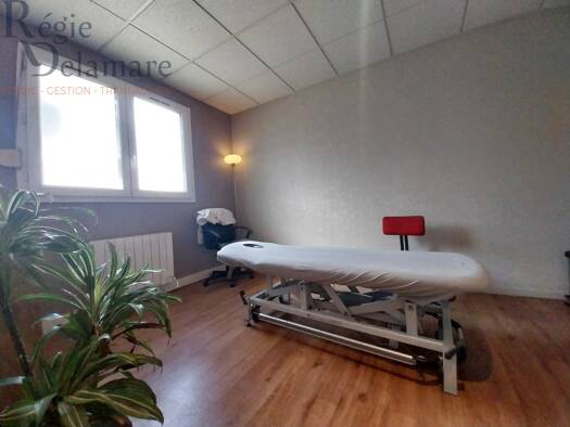 Espace bureau à louer 430 € 30,4 m² de bureaux Bourgoin-Jallieu 38300