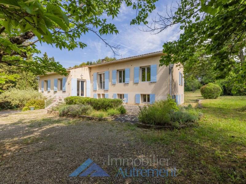 Maison à vendre, 350m², LE THOLONET