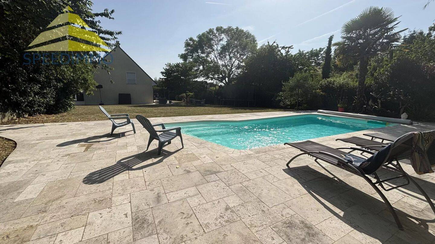 Maison à vendre, 161m², MANDRES LES ROSES