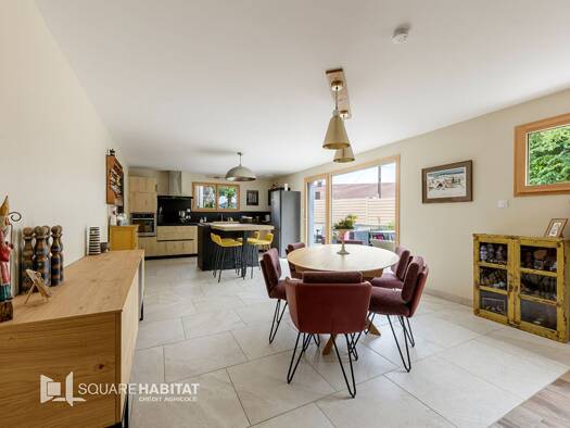 Maison à vendre 340 000 € 4 pièces 2 chambres 100 m² 555 m² de terrain Maîche 25120
